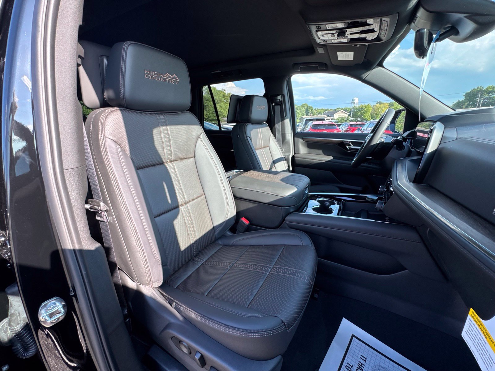 New 2026 Chevrolet Tahoe High Country AWD/4WD image 45