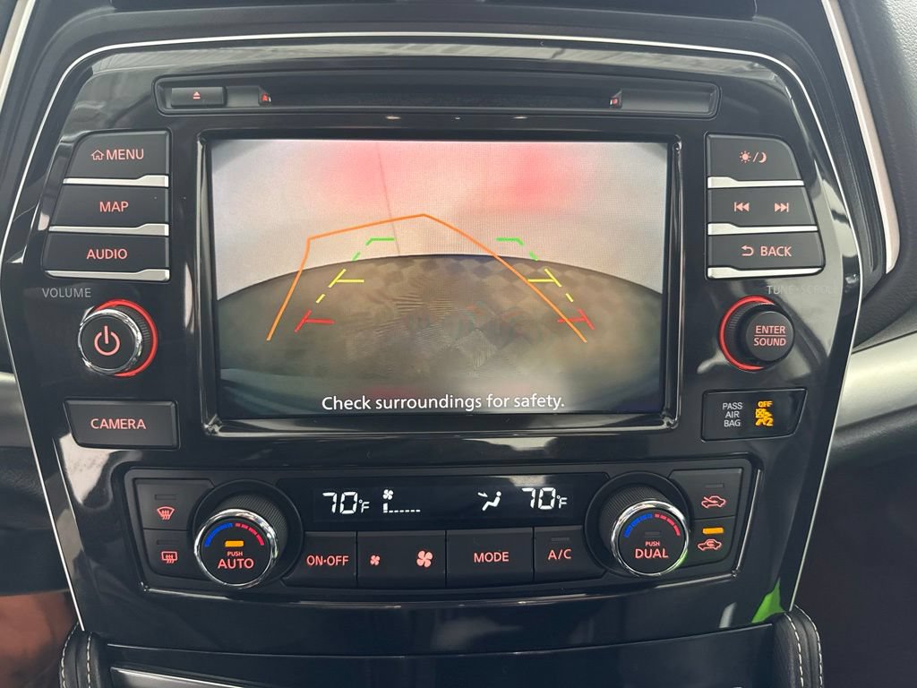 Used 2023 Nissan Maxima SL FWD image 33