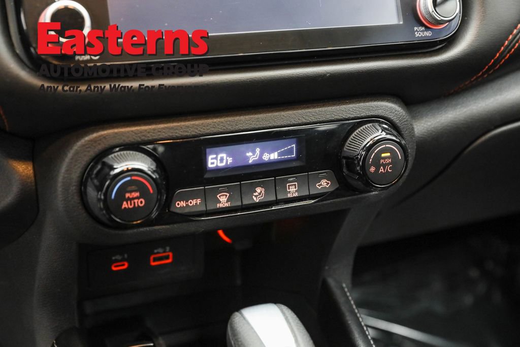 Used 2024 Nissan Kicks SR image 33