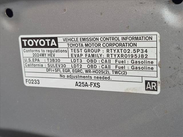 Used 2024 Toyota Sienna Platinum AWD/4WD image 15