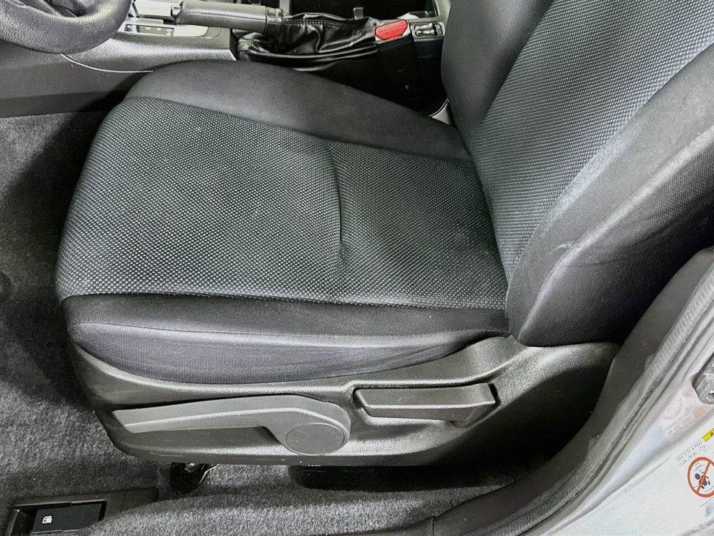 Used 2013 Subaru Impreza 2.0i Premium w/ All-Weather Pkg AWD/4WD image 24