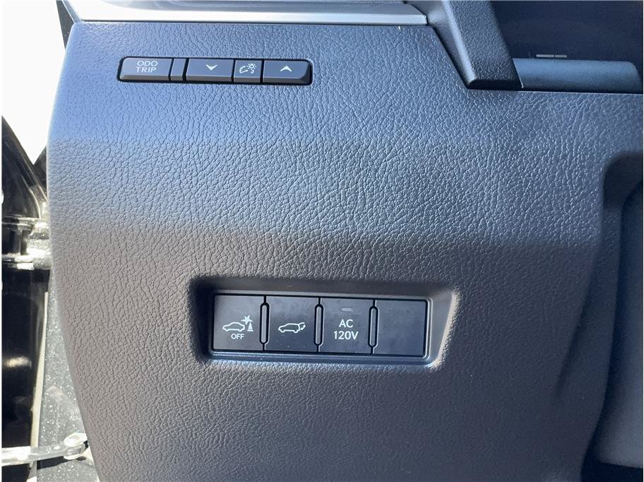 Used 2024 Lexus GX 550 AWD/4WD image 30