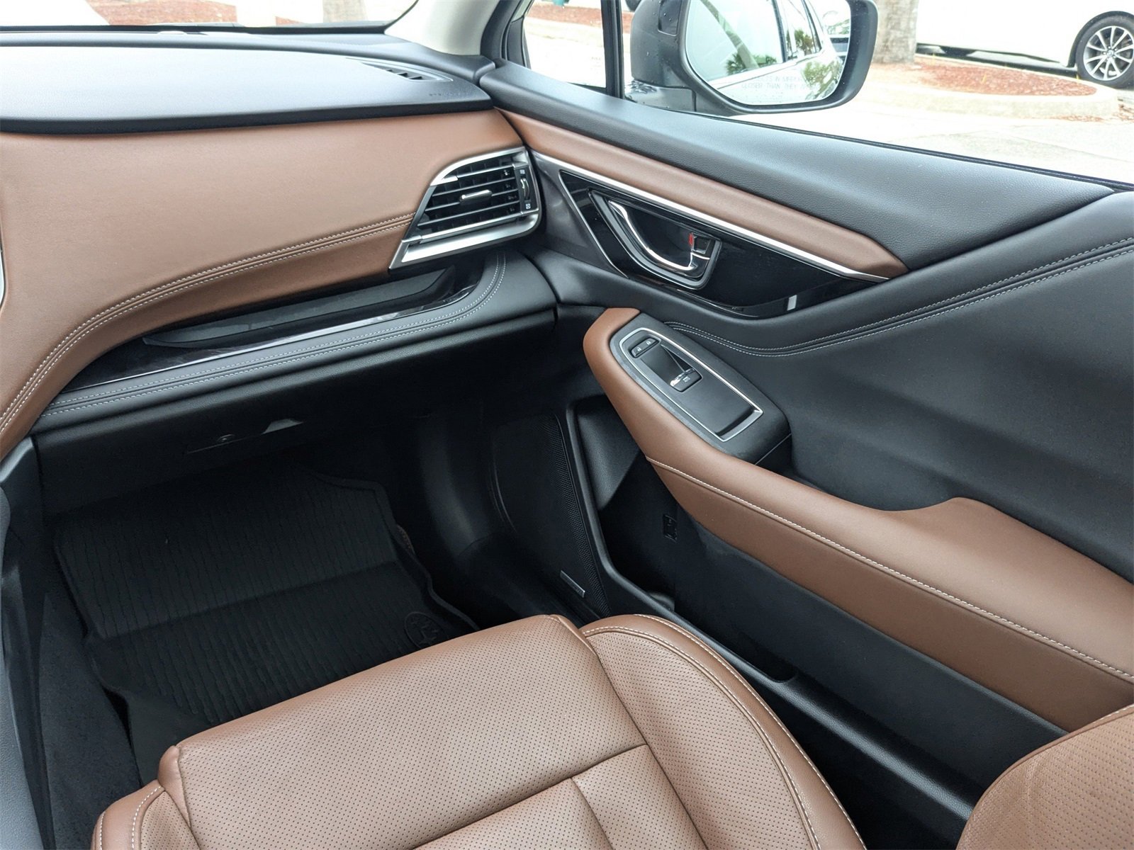 Used 2025 Subaru Outback Touring XT image 19