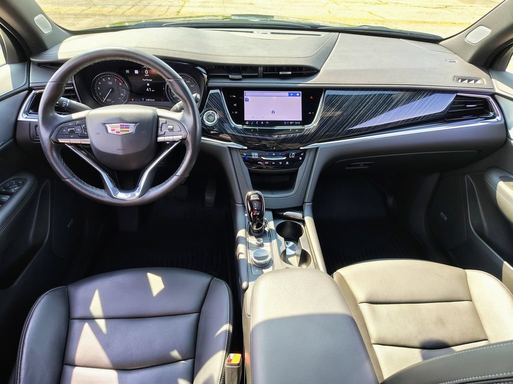 Used 2023 Cadillac XT6 Premium Luxury w/ Technology Package AWD/4WD image 47