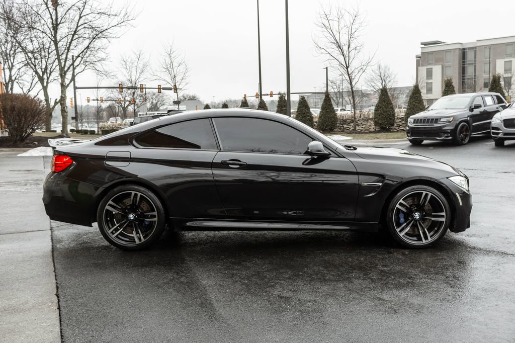 Used 2016 BMW M4 Coupe image 3
