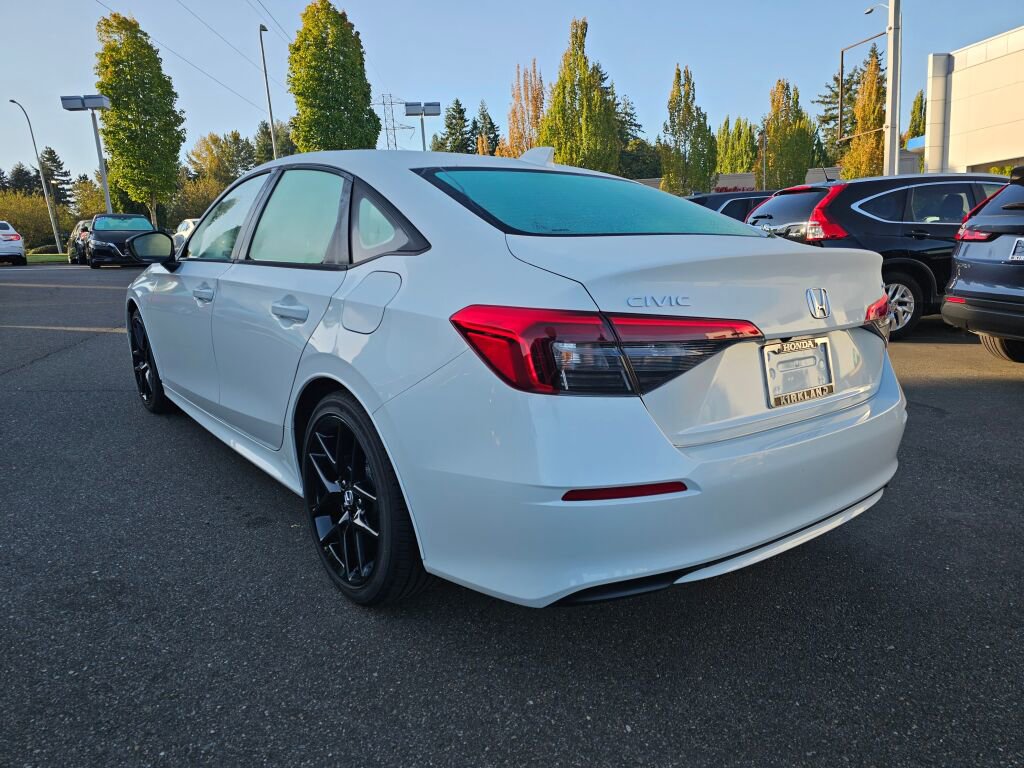 Used 2024 Honda Civic Sport image 5