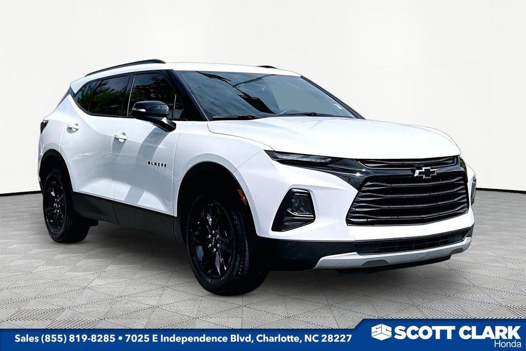 Used 2022 Chevrolet Blazer LT FWD image 1