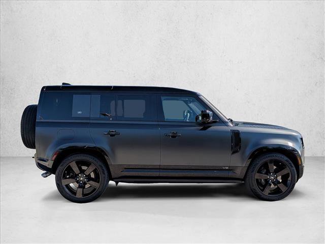 Used 2024 Land Rover Defender 110 Carpathian Edition AWD/4WD image 4