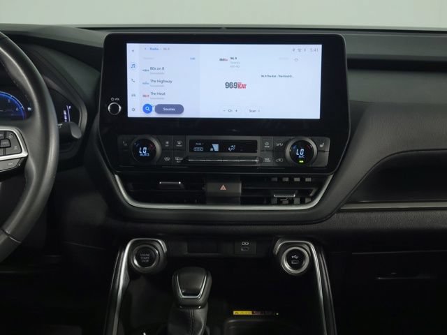 Used 2025 Toyota Grand Highlander FWD image 24