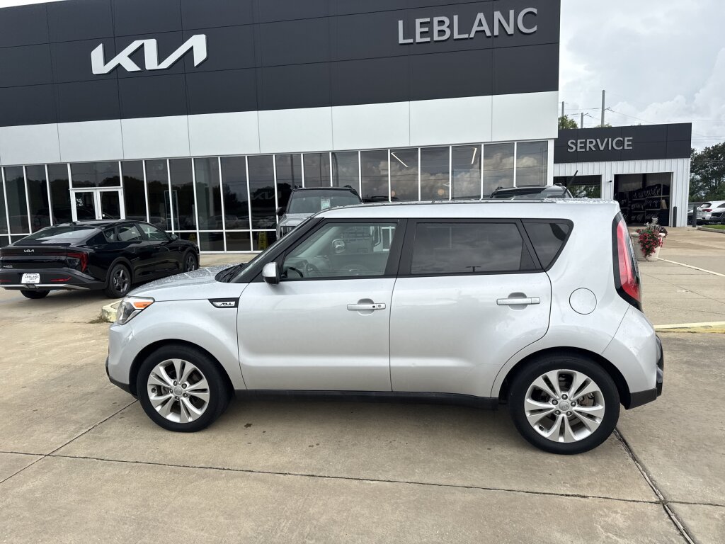 Used 2016 Kia Soul + w/ Primo Package FWD image 27