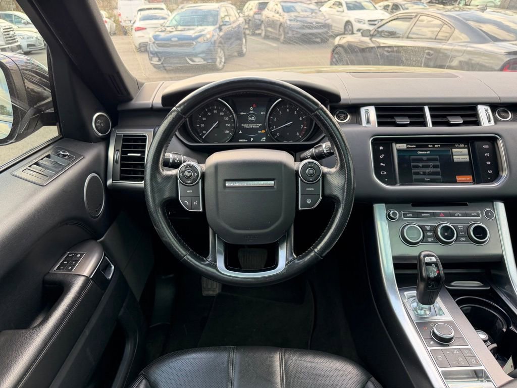 Used 2016 Land Rover Range Rover Sport SE image 25
