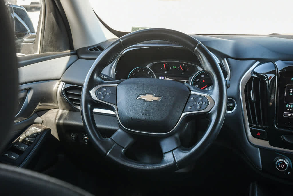 Used 2019 Chevrolet Traverse LT FWD image 13