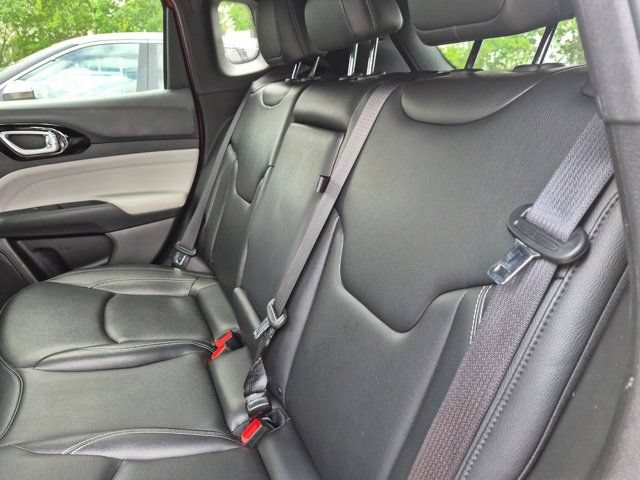 Used 2025 Jeep Compass Limited AWD/4WD image 23