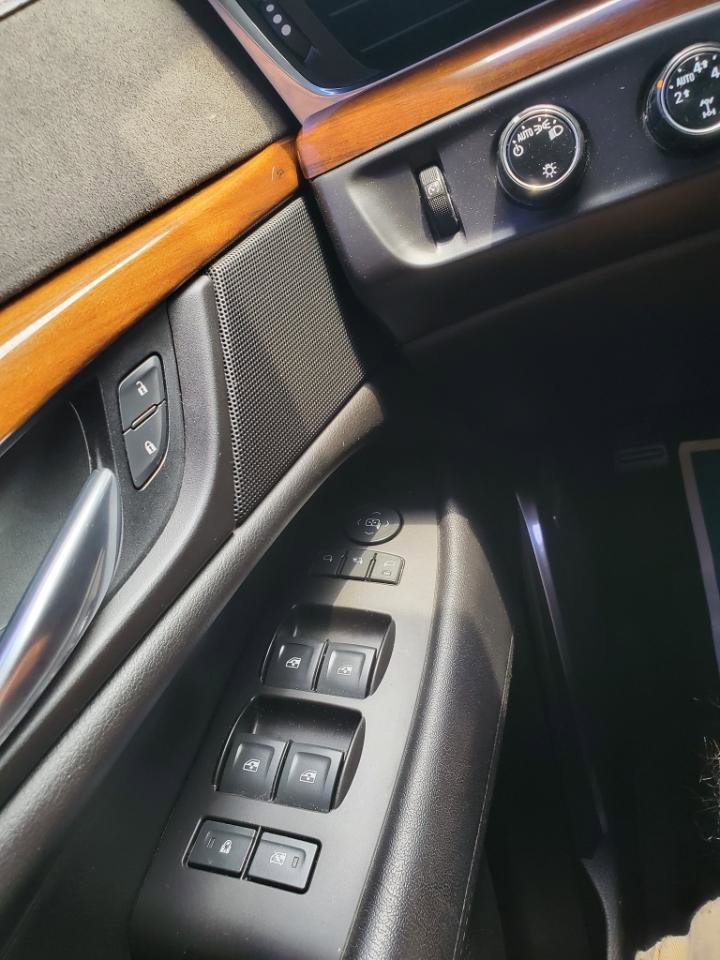 Used 2016 Cadillac Escalade Luxury AWD/4WD image 11