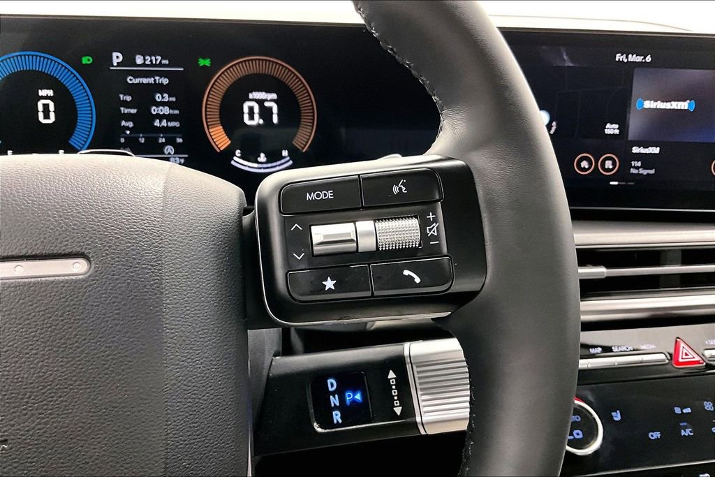 Certified 2025 Hyundai Santa Fe XRT image 25