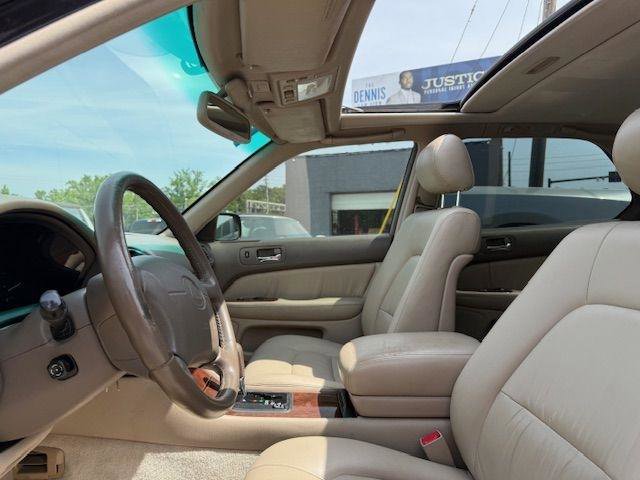 Used 1995 Lexus LS 400 image 4