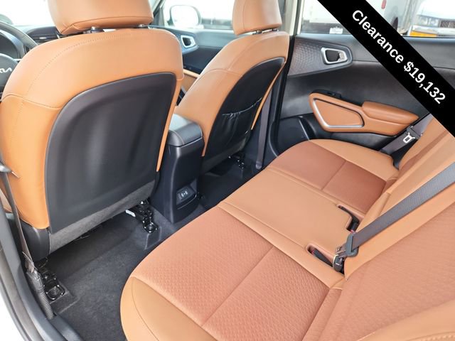 Used 2024 Kia Soul EX w/ Option Group 015 FWD image 24