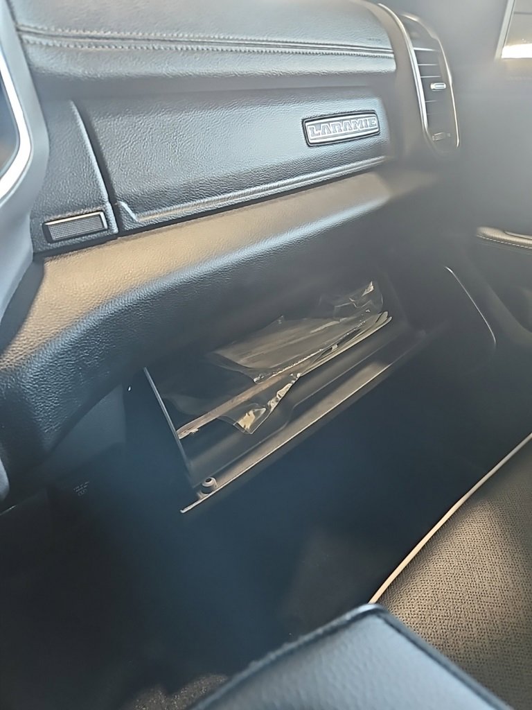 Used 2025 RAM 1500 Laramie image 29