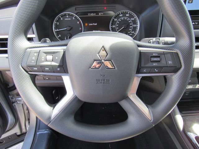 New 2026 Mitsubishi Outlander ES image 27