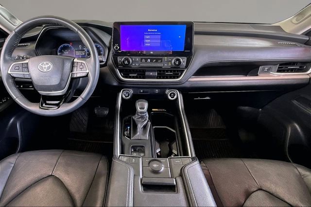 Used 2024 Toyota Grand Highlander Limited image 7