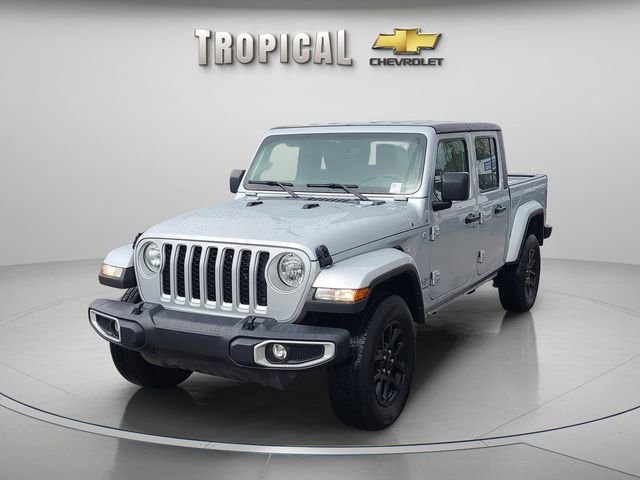 Used 2023 Jeep Gladiator Overland AWD/4WD image 1