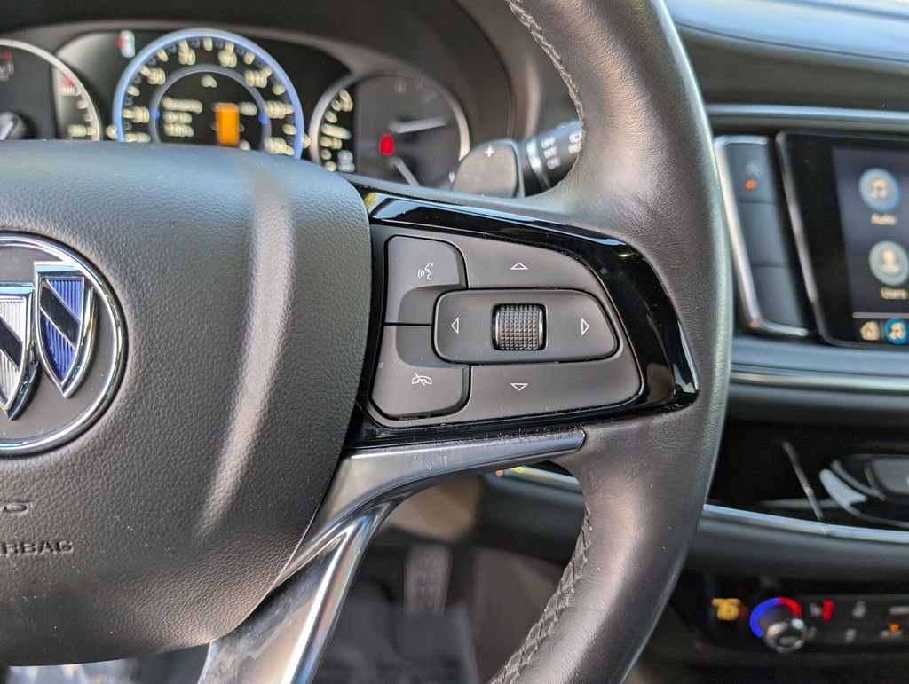 Used 2024 Buick Enclave Avenir image 27