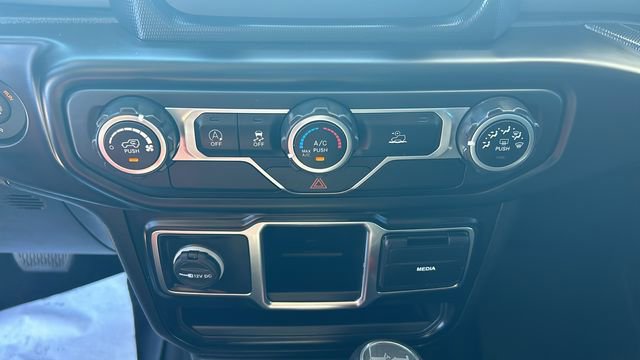 Used 2021 Jeep Wrangler Sport image 21