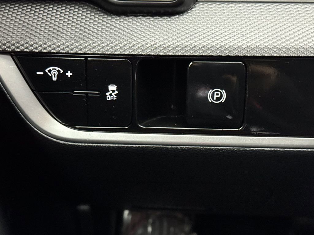 Used 2024 Kia Sportage LX image 26