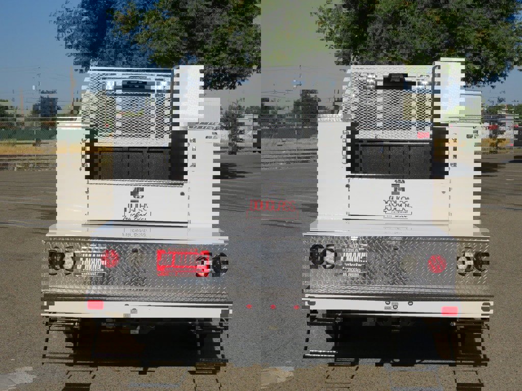 New 2022 RAM 3500 Tradesman w/ Chrome Appearance Group image 16