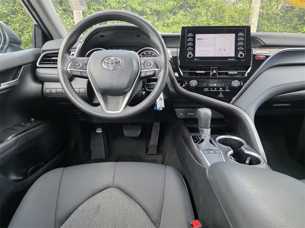Used 2024 Toyota Camry LE image 7