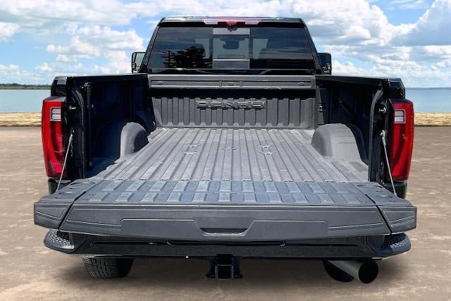 Used 2024 GMC Sierra 3500 Denali w/ Denali Reserve Package AWD/4WD image 7