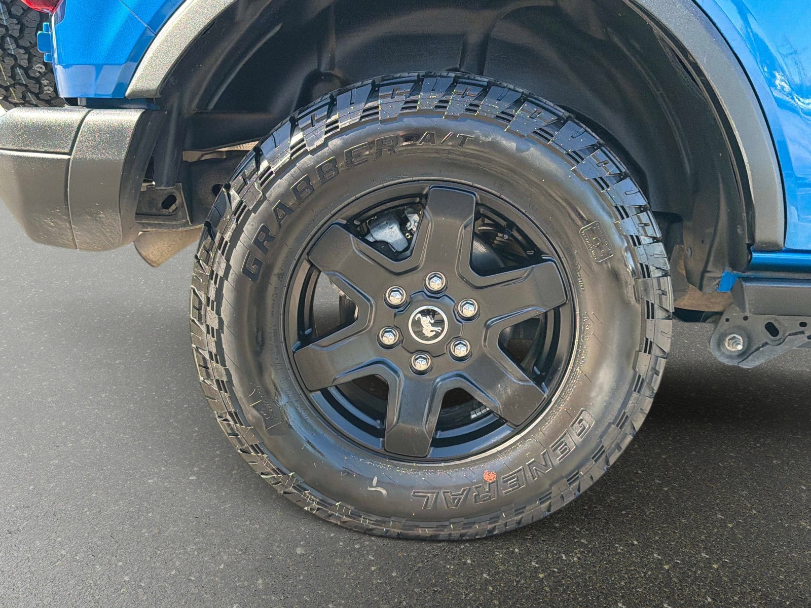 Used 2024 Ford Bronco Black Diamond image 18