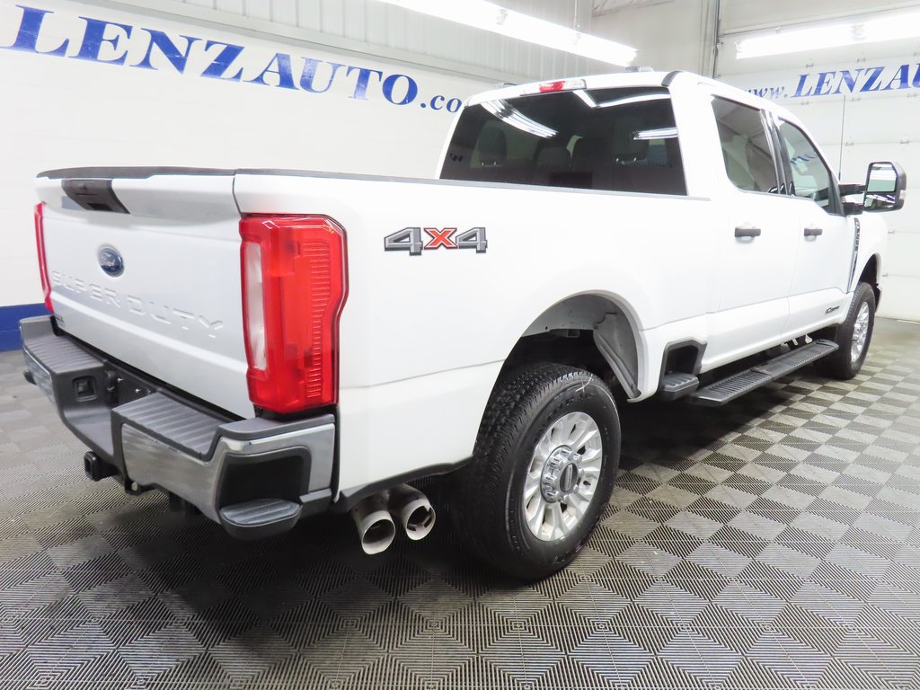 Used 2024 Ford F250 XLT AWD/4WD image 4