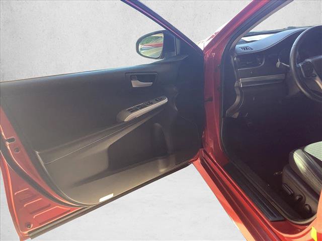 Used 2012 Toyota Camry SE FWD image 10