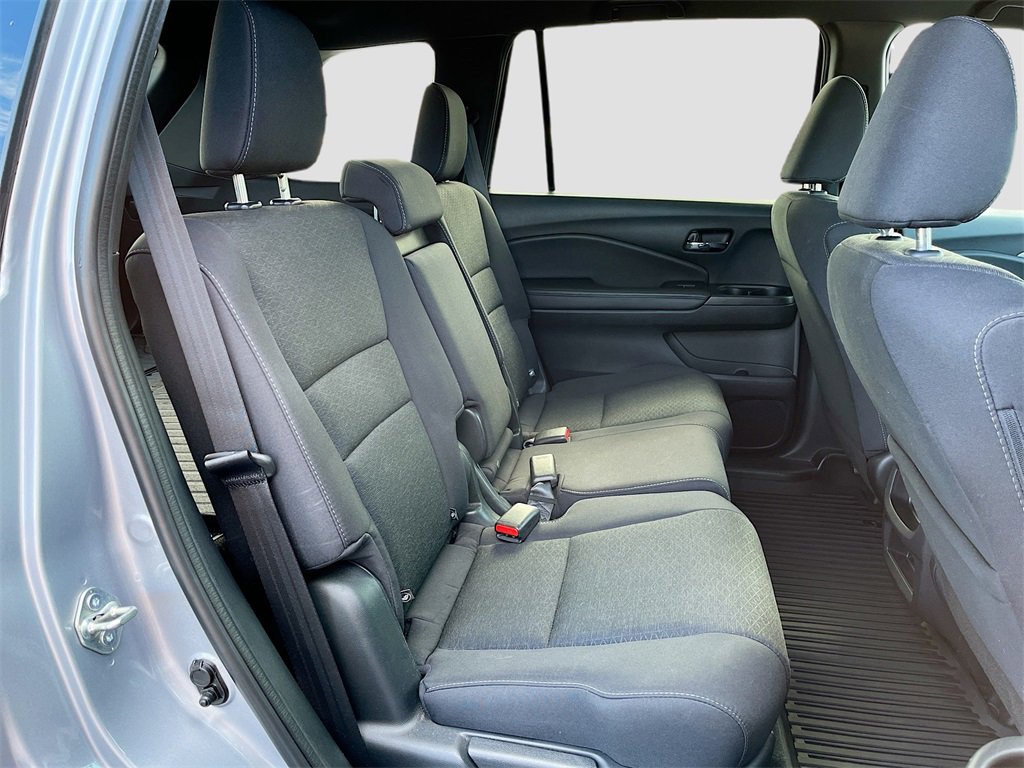 Used 2020 Honda Passport Sport image 25