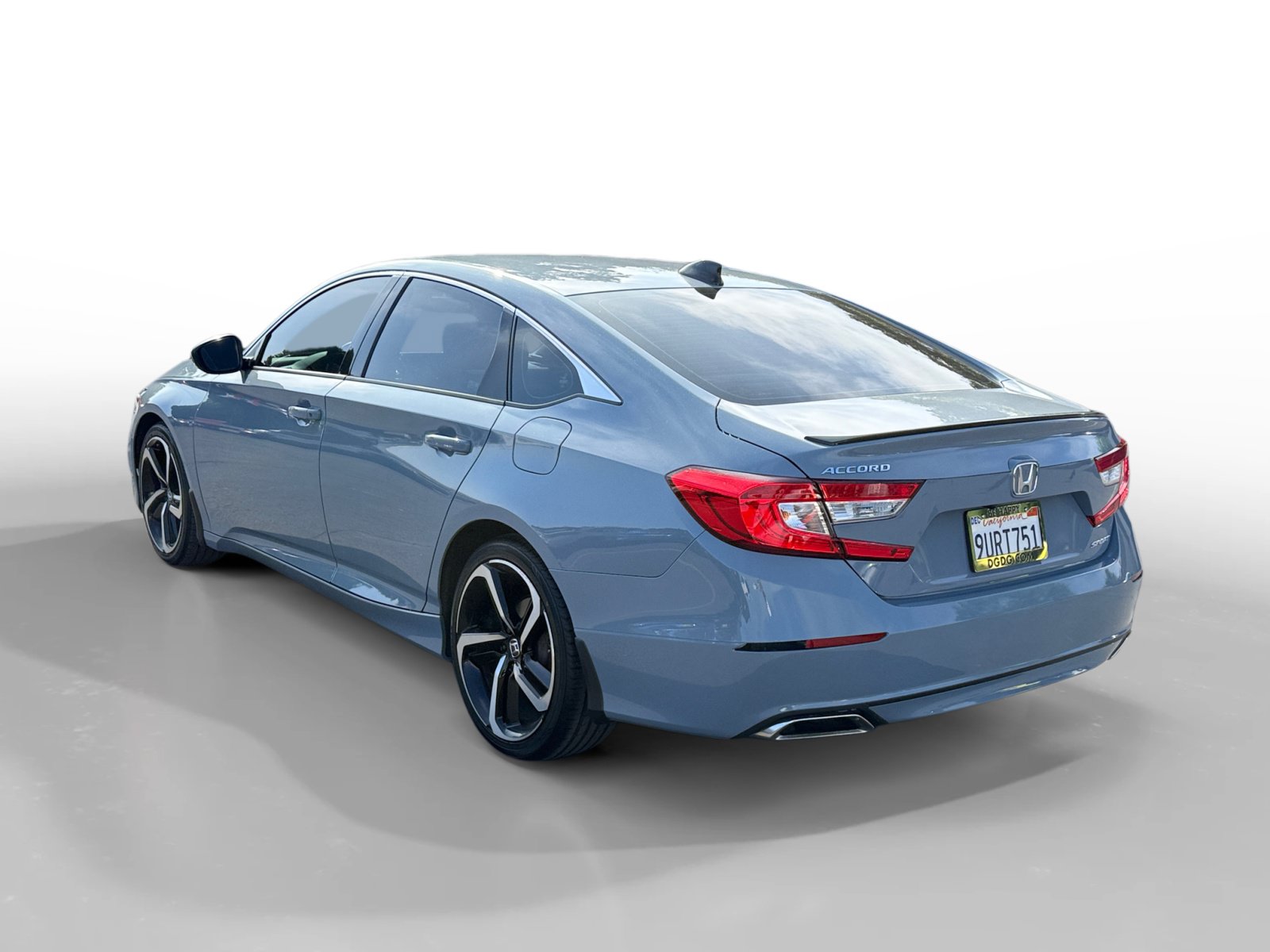Used 2022 Honda Accord Sport image 3