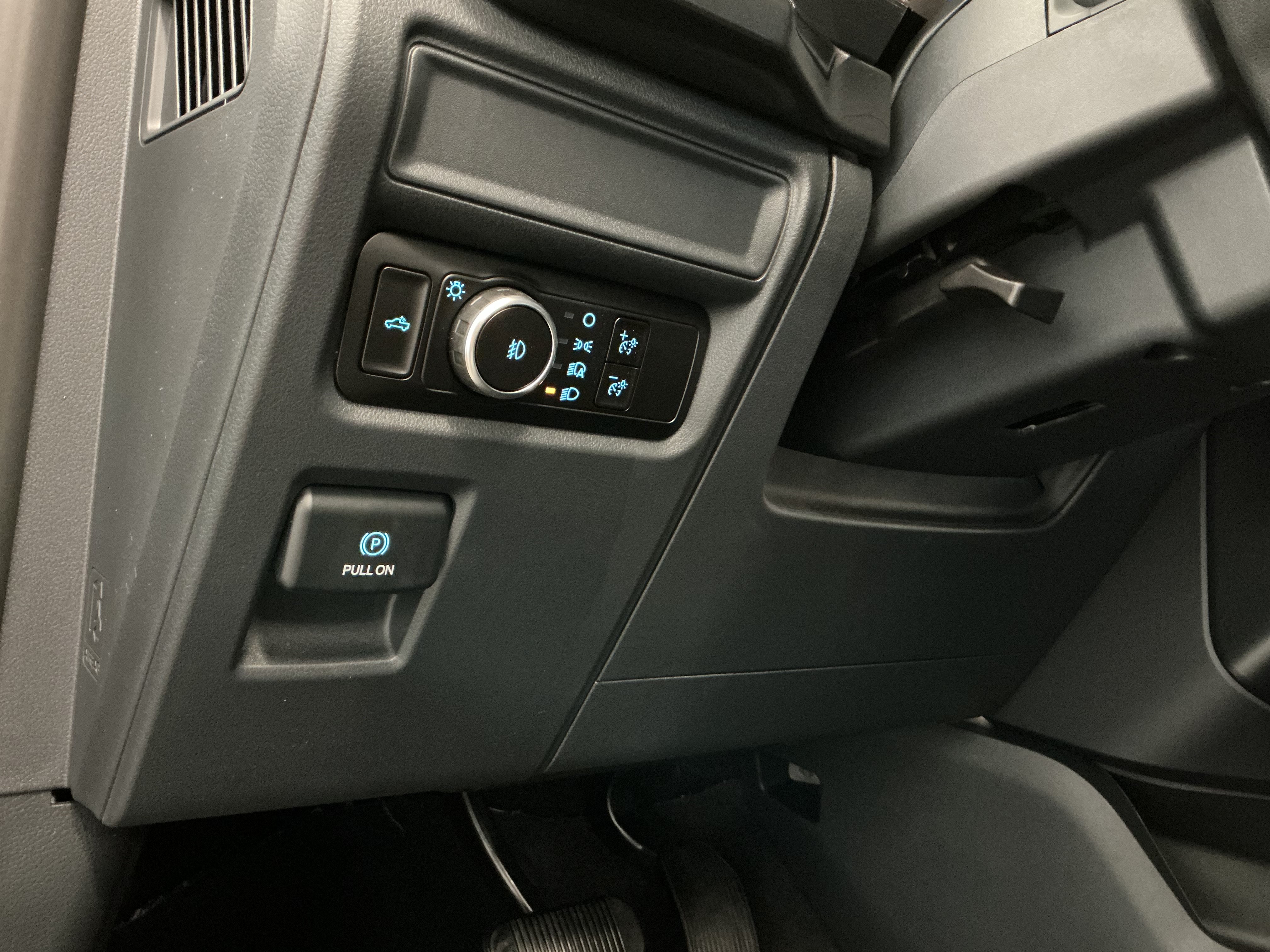 Used 2026 Ford F150 STX w/ Equipment Group 200A AWD/4WD image 17