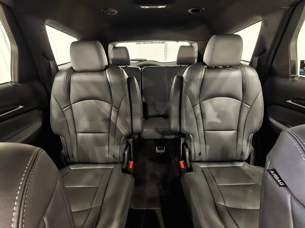 Used 2024 Buick Enclave Premium image 26