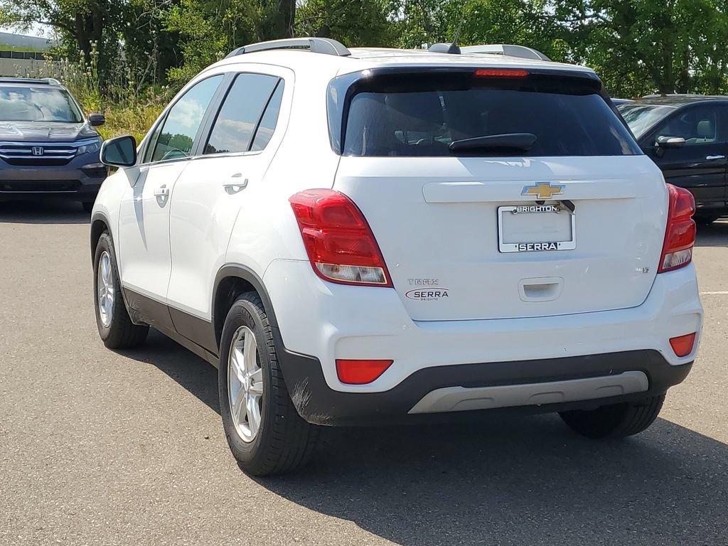 Used 2018 Chevrolet Trax LT FWD image 2