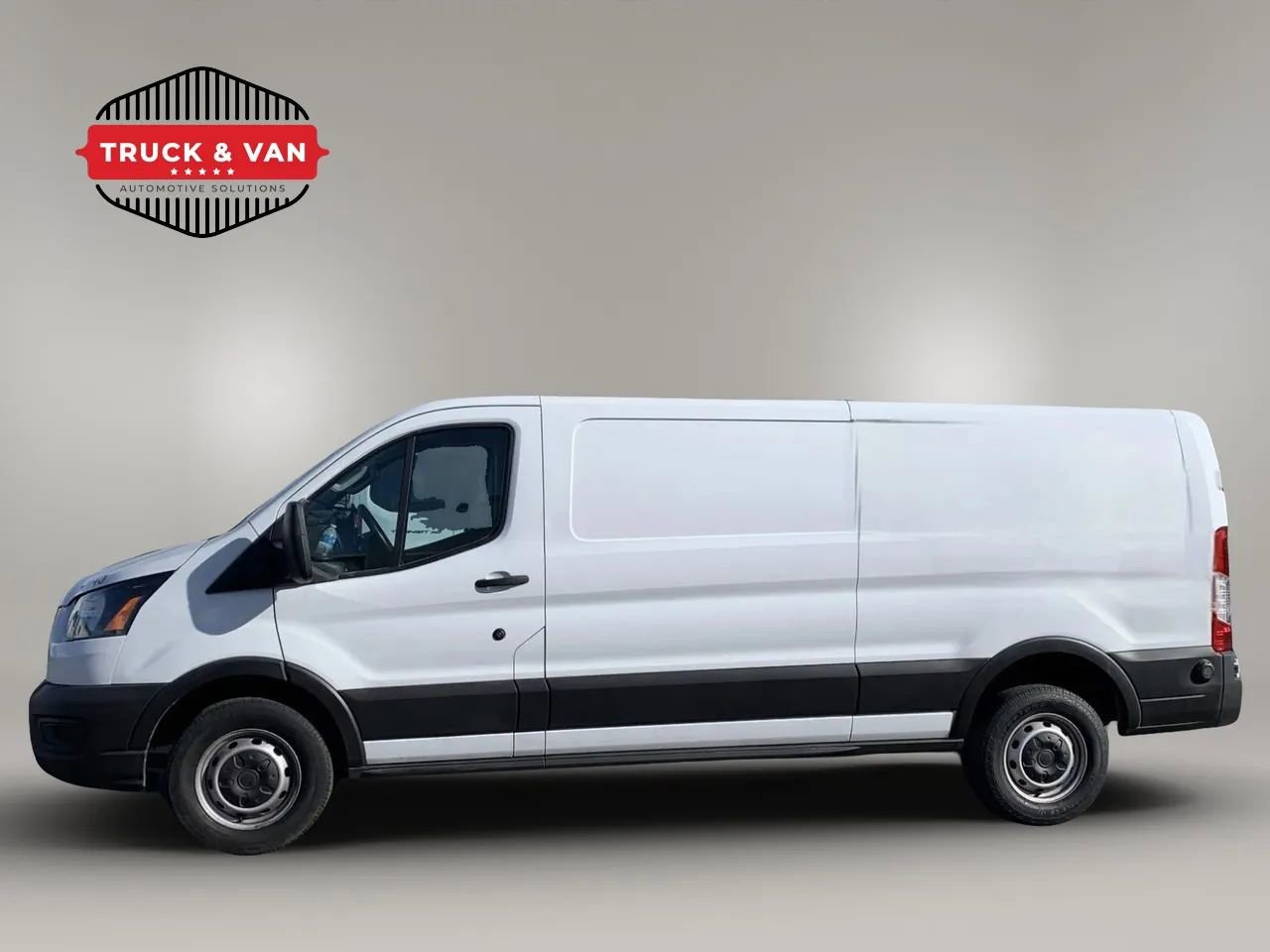 Used 2020 Ford Transit 250 Low Roof RWD image 2