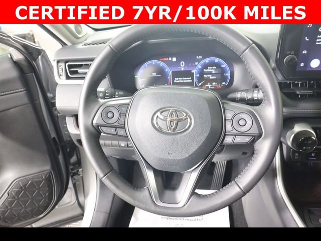Used 2025 Toyota RAV4 Limited image 20