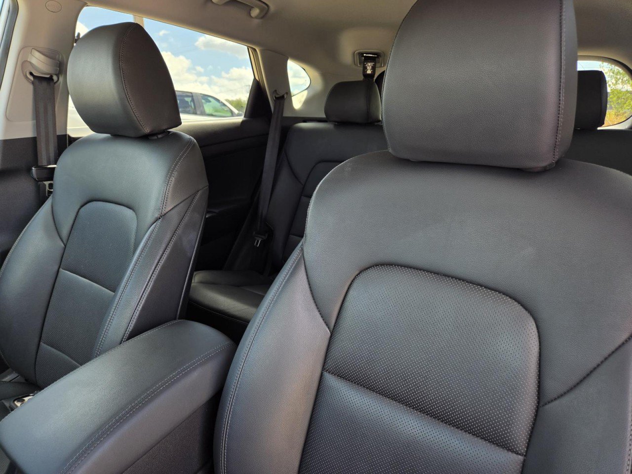 Used 2021 Hyundai Tucson Limited AWD/4WD image 26