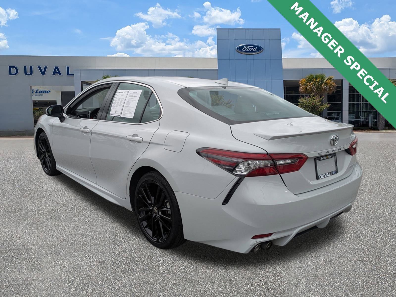 Used 2024 Toyota Camry XSE image 6