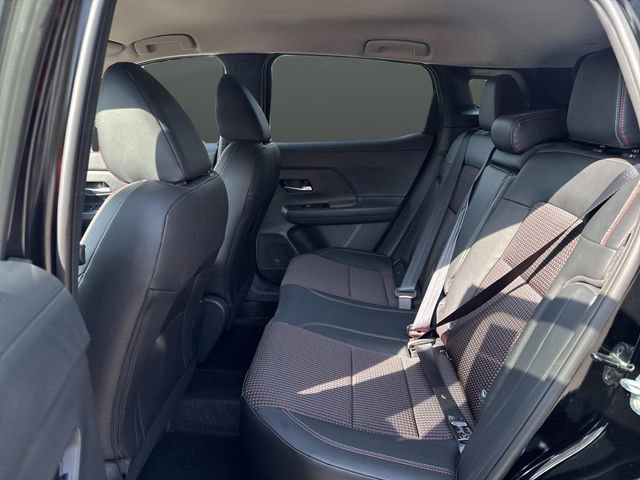 New 2026 Nissan Kicks SR w/ Cold Weather Package image 25