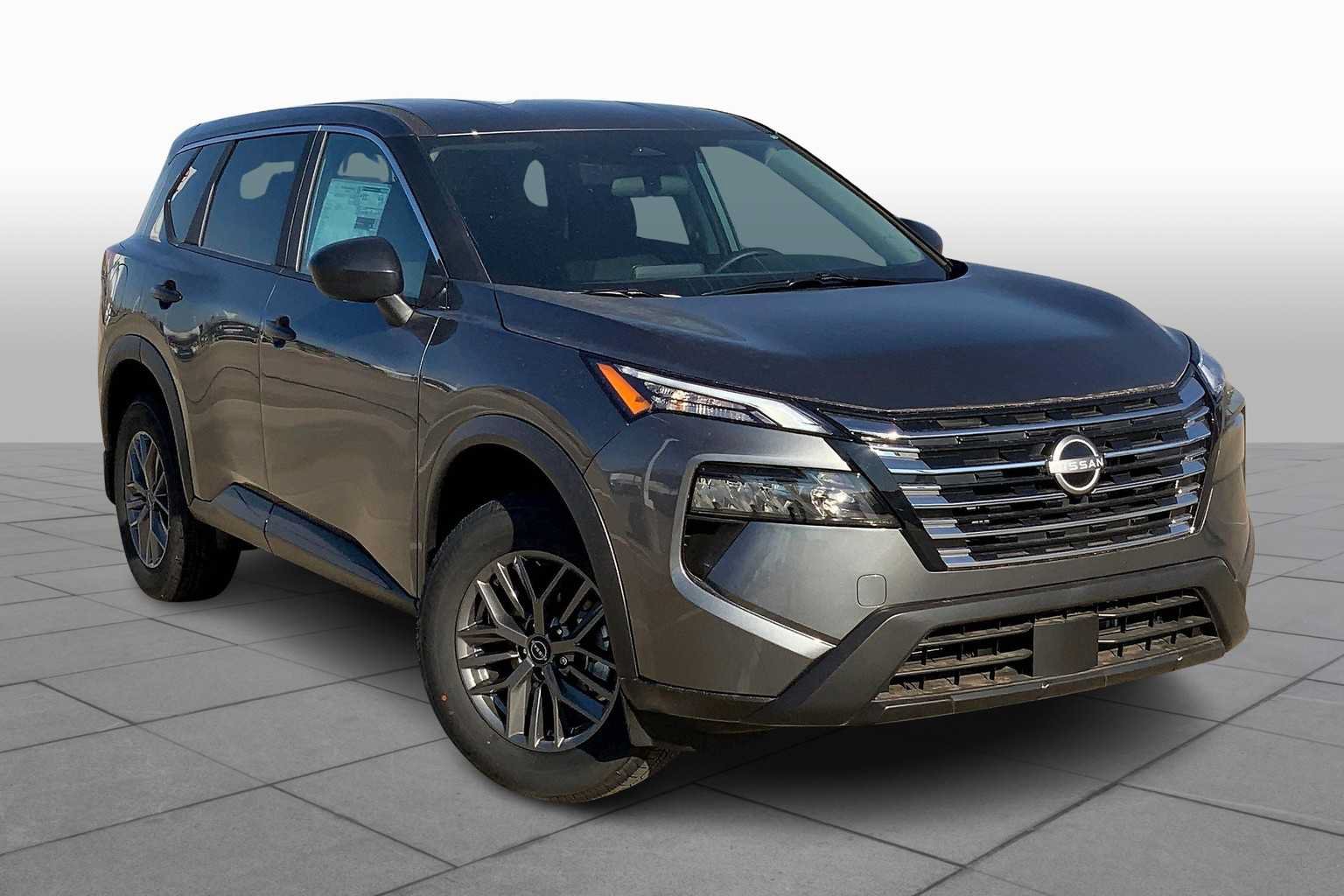Certified 2025 Nissan Rogue S FWD image 2