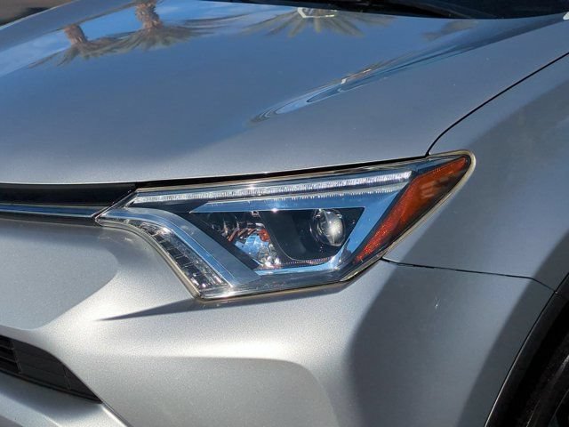 Used 2016 Toyota RAV4 Limited w/ Advanced Technology Package FWD image 10