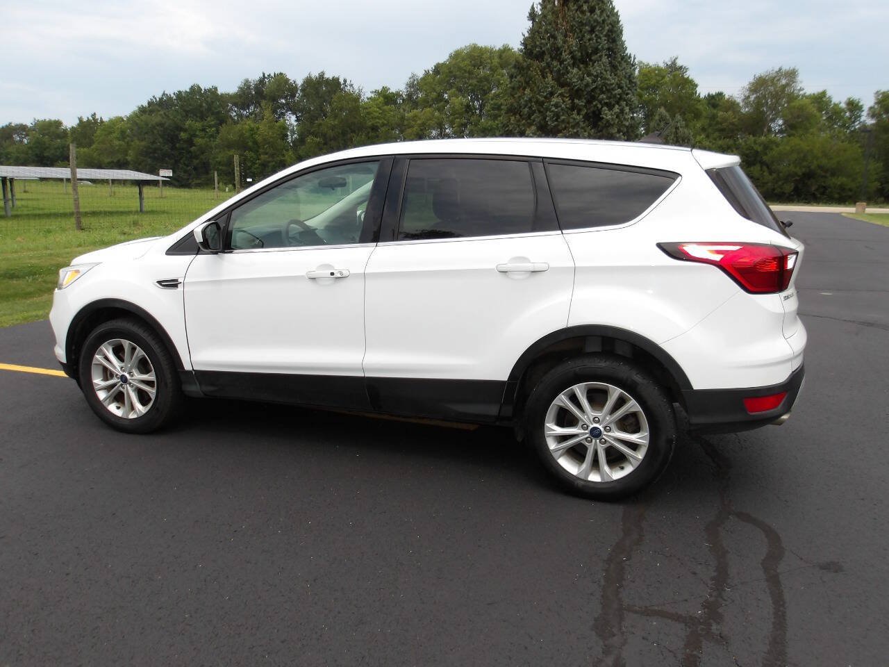 Used 2019 Ford Escape SE AWD/4WD image 12