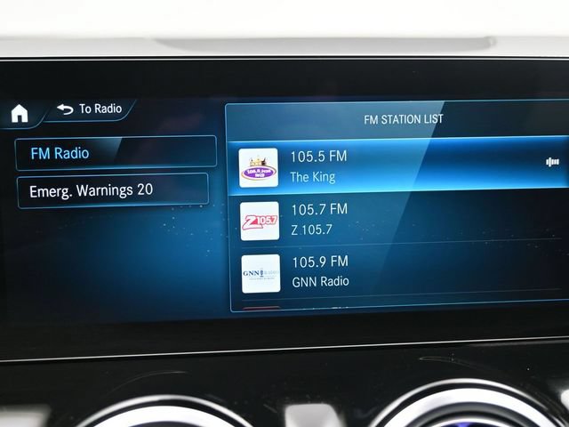 Used 2023 Mercedes-Benz GLA 250 4MATIC w/ Premium Package image 22