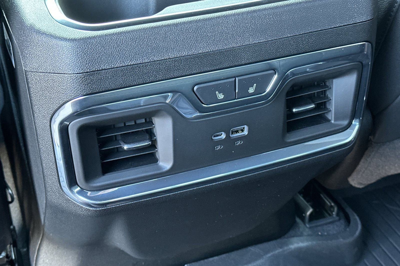 New 2026 Chevrolet Silverado 2500 High Country w/ Max Trailering Package image 13