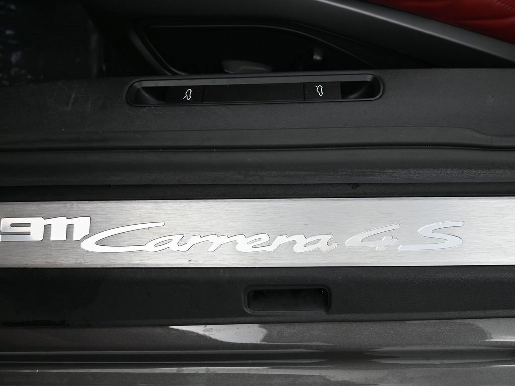 Used 2020 Porsche 911 Carrera 4S image 7
